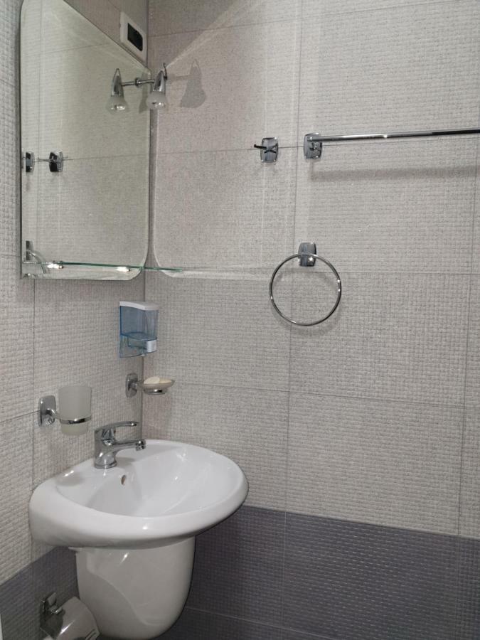 Villa 27 Residence Tirana Bagian luar foto